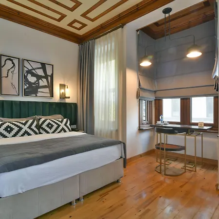 Life (adults Only) Hotel