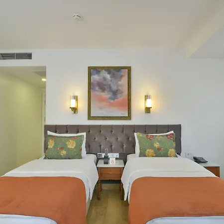 Life (adults Only) 호텔