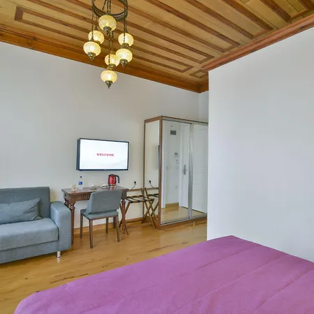 호텔 Life (adults Only) 3*