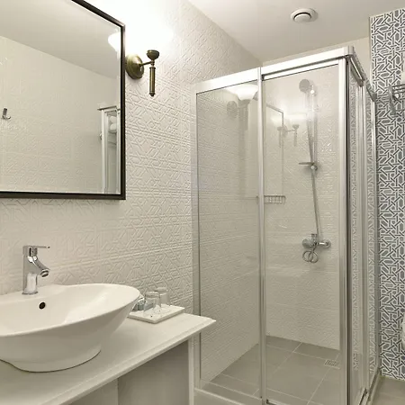 호텔 Life (adults Only)