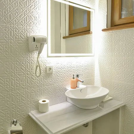 Life (adults Only) 3* Istanbulská provincie