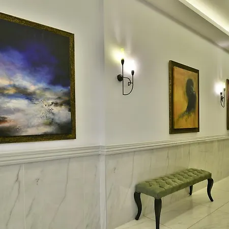 호텔 Life (adults Only)