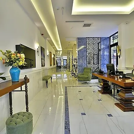 Life (adults Only) 3* Istambul