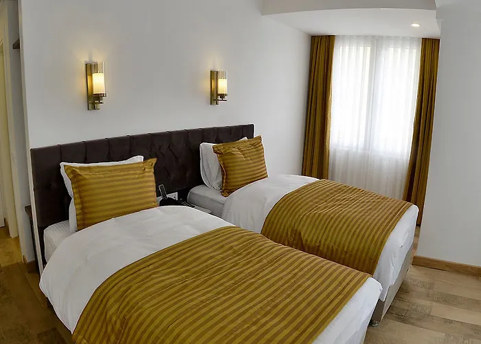 Life (adults Only) Istanbul