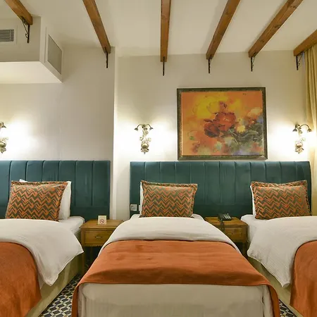 Hotell Life (adults Only) 3*