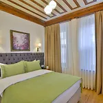 Life (adults Only) 3* Estambul