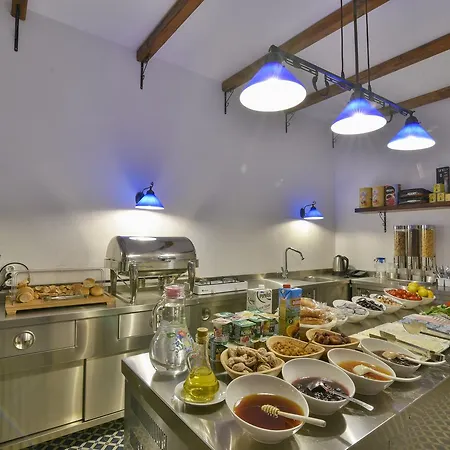 Otel Life 4*