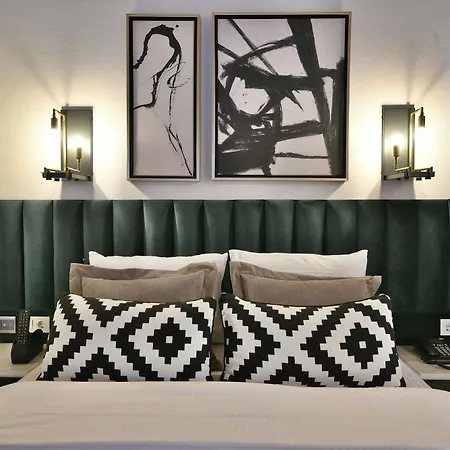 Life Otel